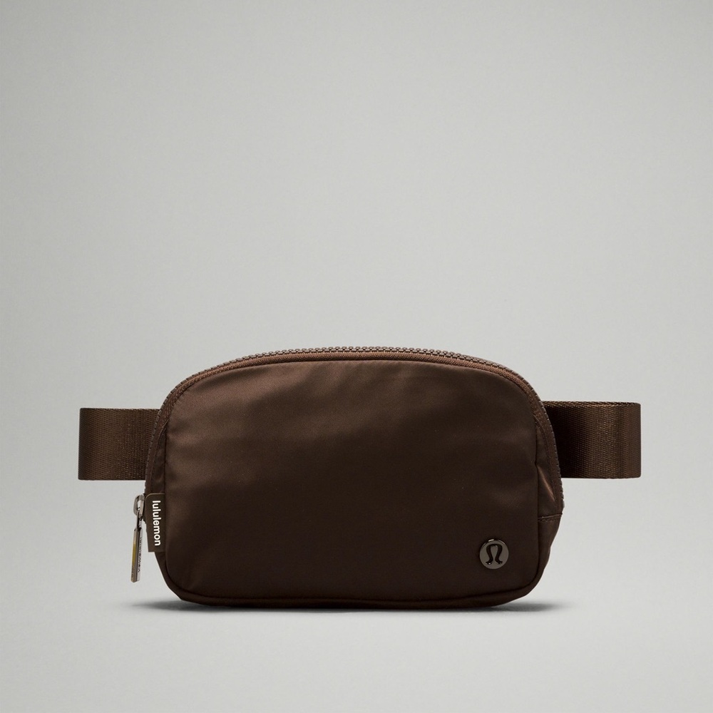 Lululemon Everywhere Belt Bag 1L French Press NWT